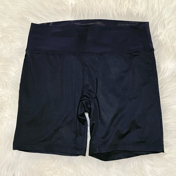 Tail Dress🖤🤍NWOT🖤🤍 - Picture 9 of 9